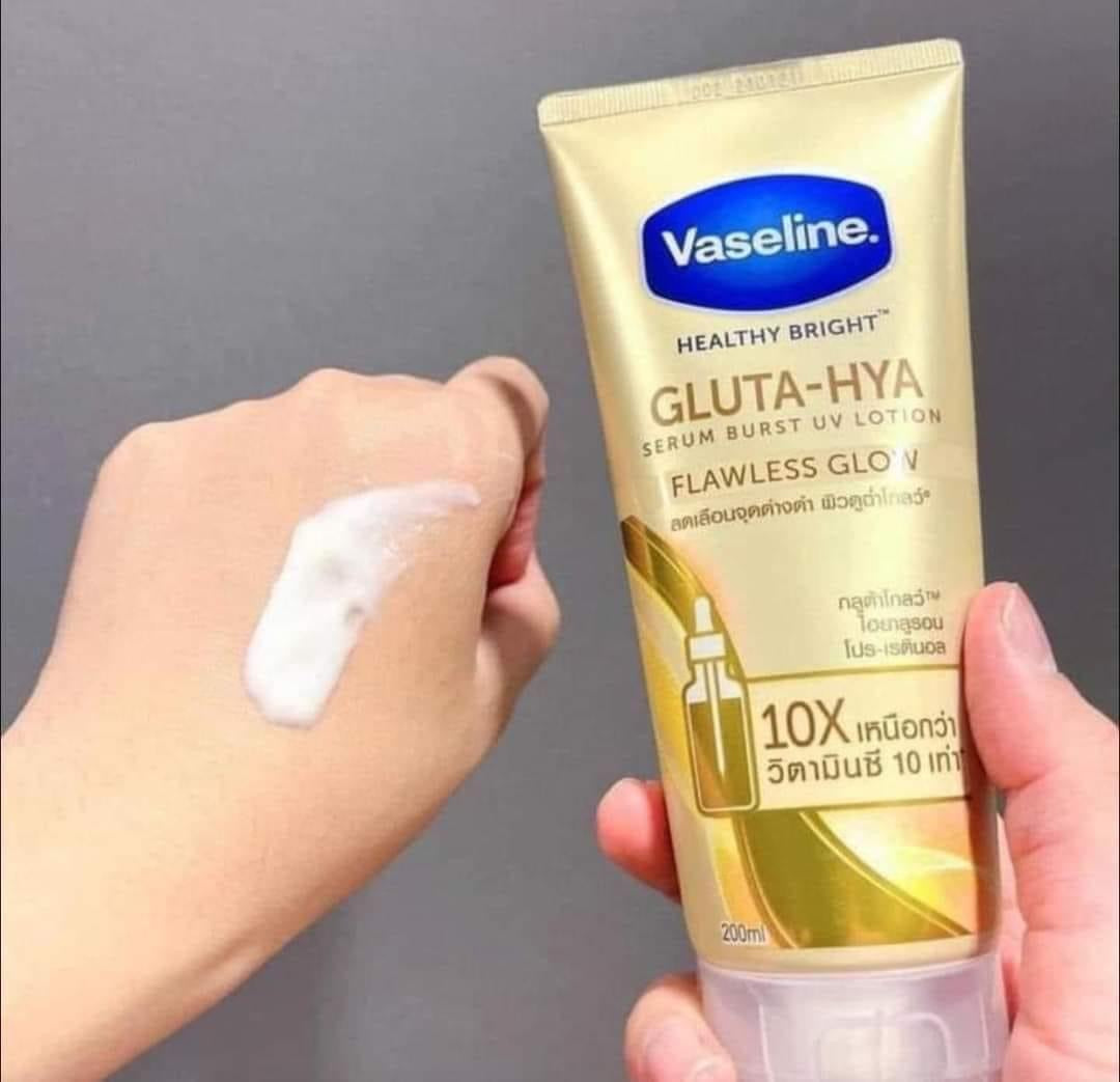 Vaseline Gluta - HYA Glow Serum 10x Whitening Lotion 300ml (Gold)